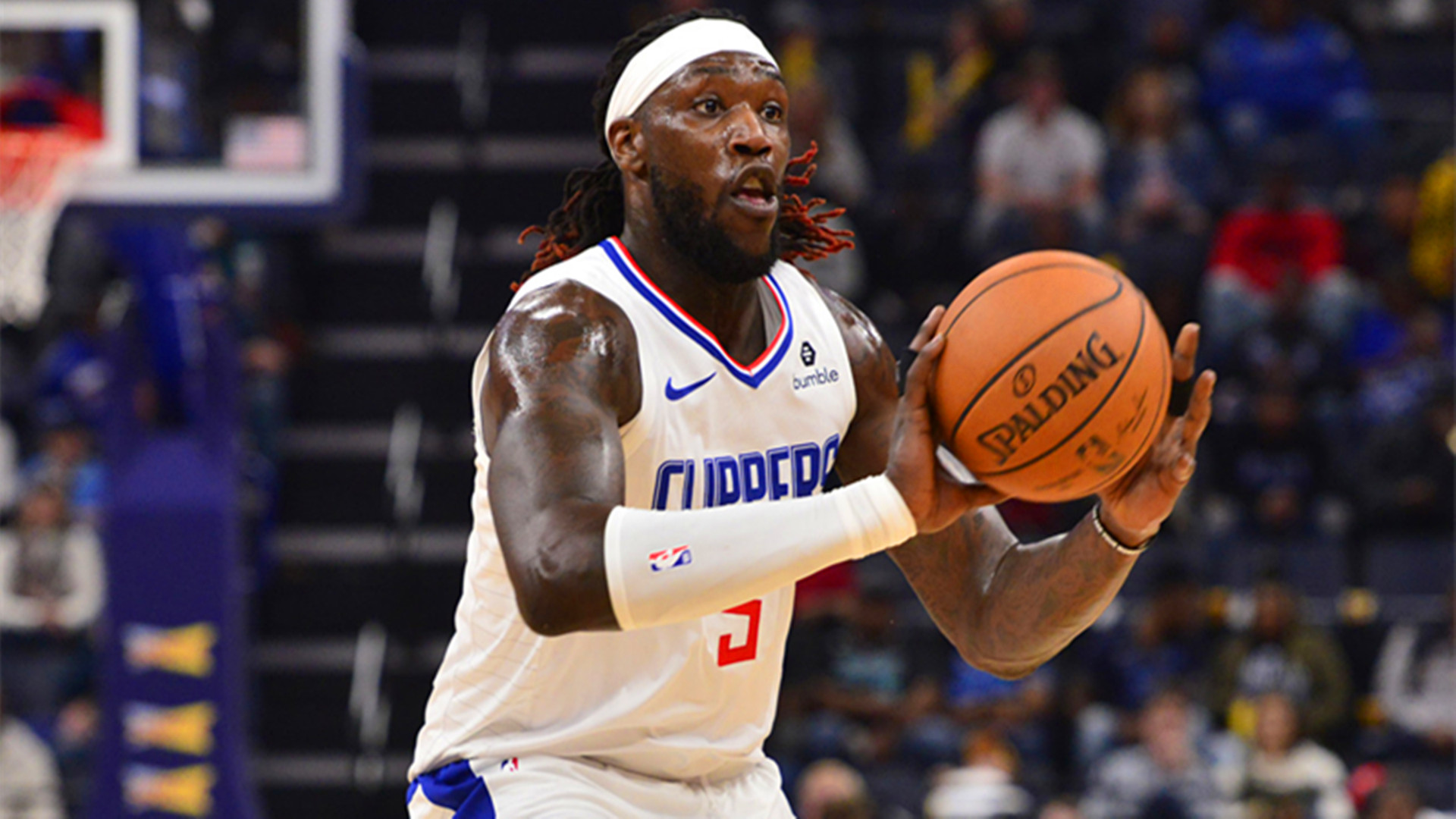 快船队哈雷尔在比赛中表现亮眼,获得好评 快船队哈雷尔在比赛中表现亮眼,获得好评