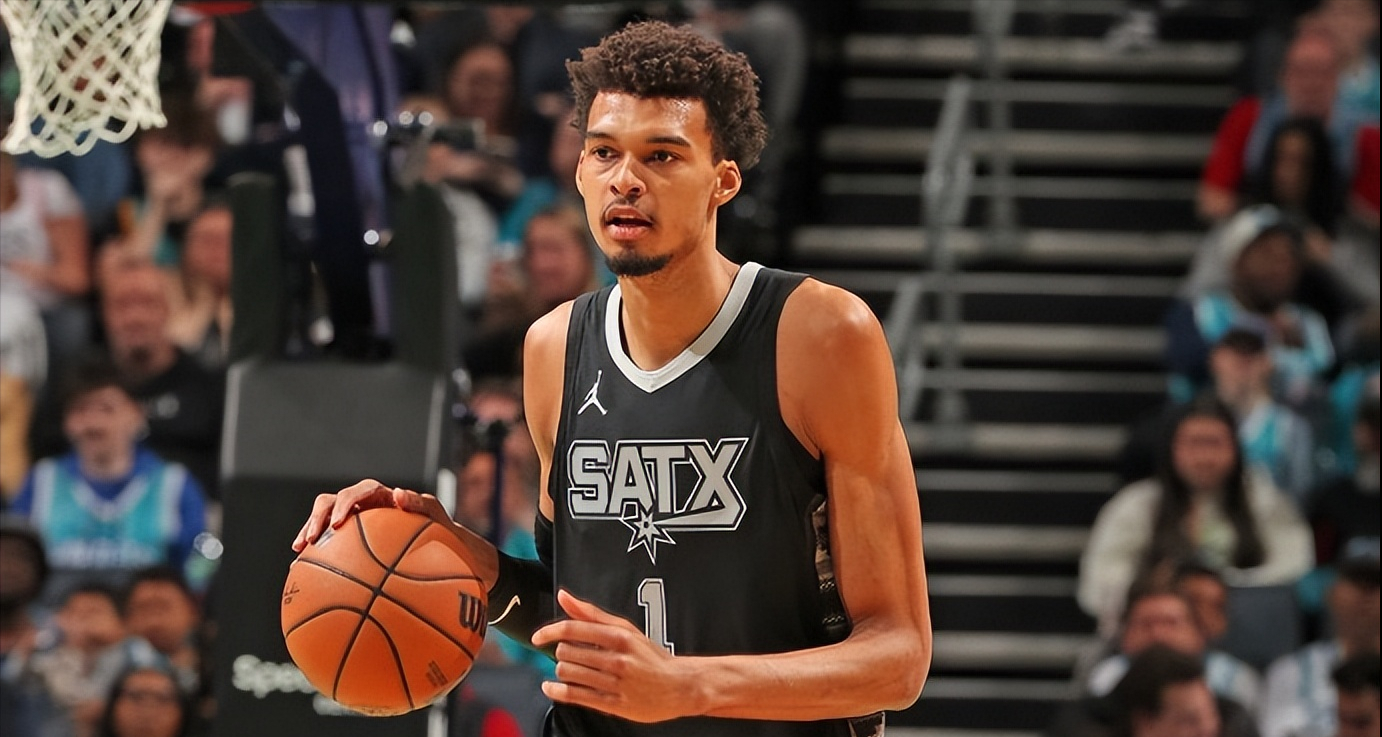 黄蜂惨遭马刺绝杀,惊险失利 黄蜂惨遭马刺绝杀,惊险失利