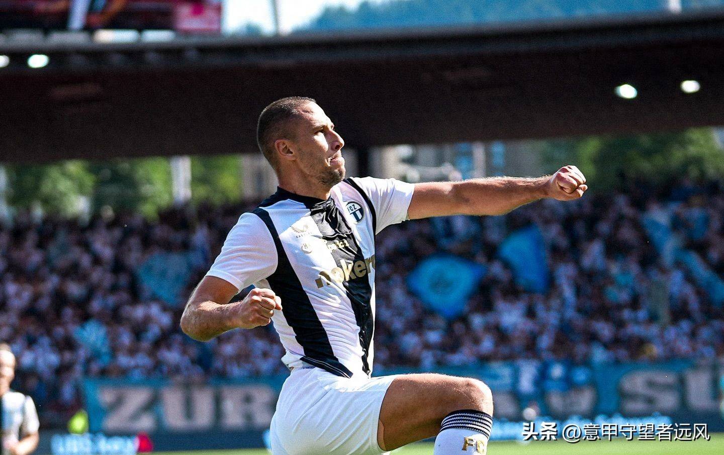 关于不莱梅客场不敌沙尔克,遭遇失利的信息 关于不莱梅客场不敌沙尔克,遭遇失利的信息